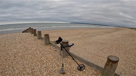 Metal Detecting Along Camber Sands With The Nokta Makro Legend