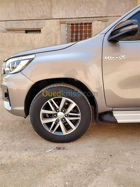 Toyota Hilux Legend Dc X Pack Luxe Biskra Alg Rie