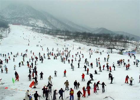 Chengdu Xiling Snow Mountain Ski Resort Chengdu Xiling Snow Mountain