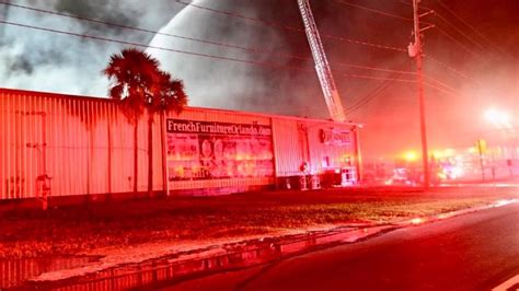 2 dead, 3 hurt after Florida warehouse fire ignites fireworks | wtsp.com