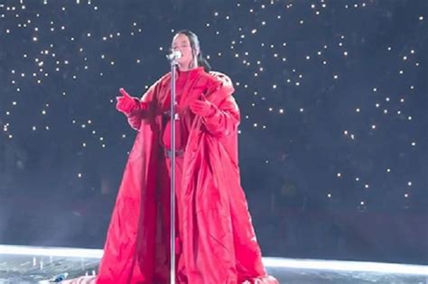 Super Bowl 2023 Cuánto ganó Rihanna por show de medio tiempo e