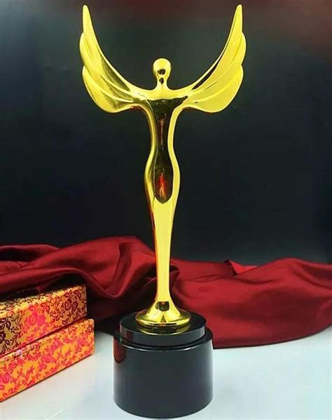 Beautiful Angel Trophy High Grade Crystal Glass Trophy Award T