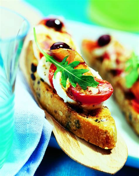 Recette crostinis à la mozzarella Marie Claire