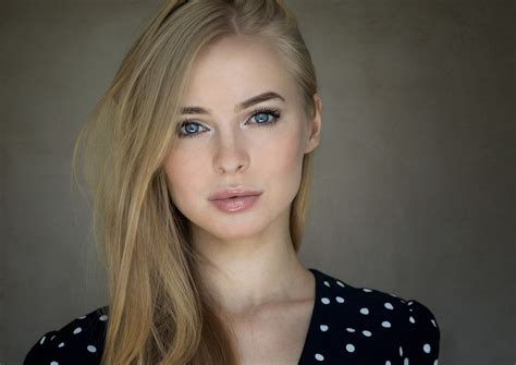 Women Blonde Blue Eyes Victoria Pichkurova Long Hair Portrait