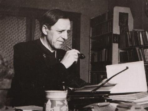 Friedrich Georg Jünger and the Titanic Allure of Technology