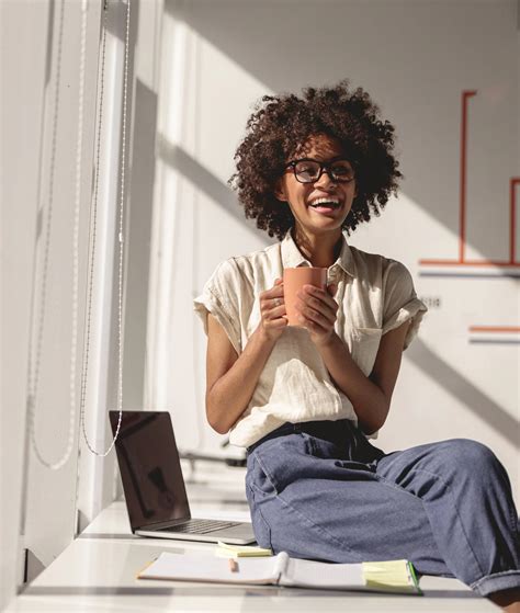 Revolutionize & improve the Employee Experience | Amélio