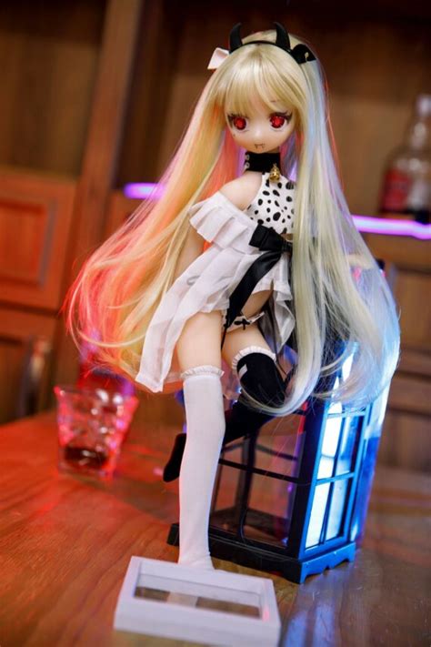 Calista 1ft3 40cm Small Breast Blonde Amine Figure NakeDoll