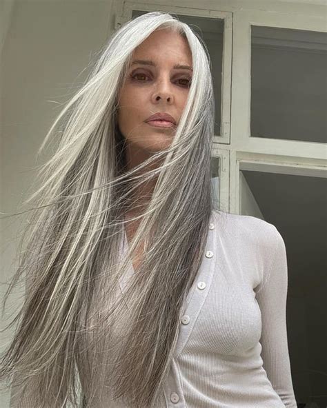 Long Silver Hair Long Gray Hair Beautiful Gray Hair Beautiful Women