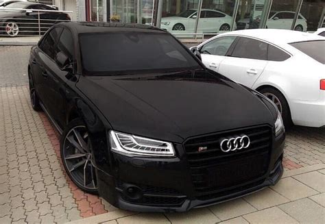 Black Audi S8 Audi