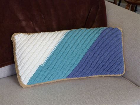 Crochet Spot Blog Archive Free Crochet Pattern Catty Corner Throw