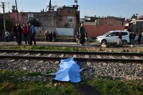 Adana daki Tren Kazasında Ölen Genç Kız Defdenildi Haberler