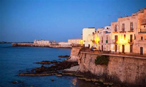 Syracuse Ortygia And Noto Tour From Catania Kkday