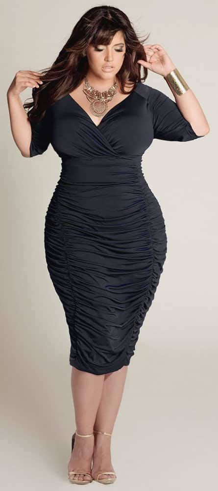 Hourglass Body Shape Plus Size Fashion Tips