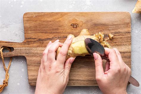 How To Cut Ginger Peel Slice Julienne Chop Mince And Grate