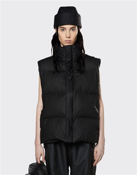 Boxy Puffer Vest Black Rains Watch Wear