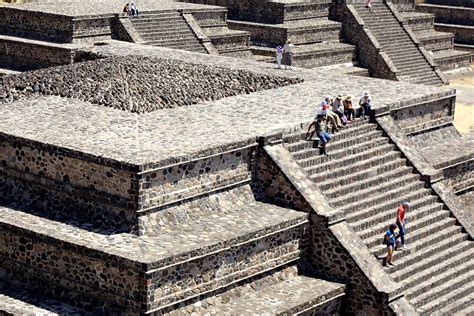 ¡increíble Descubren Que Teotihuacán Se Originó Con La Pirámide De La Luna