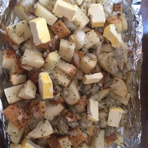 Grilled Garlic Potatoes Recipe