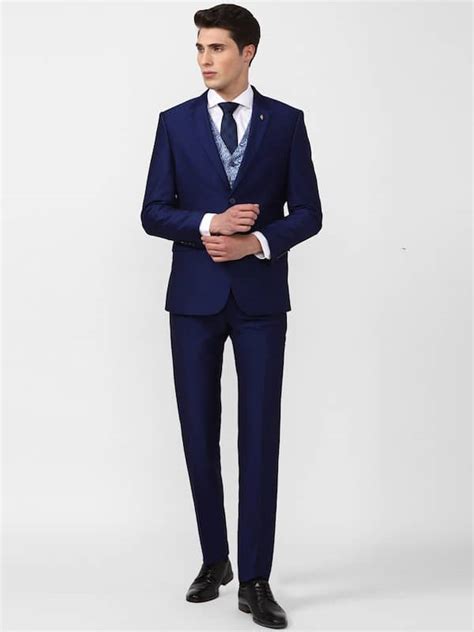 Arriba 35 Imagen Armani Suits Cost In India Abzlocalmx