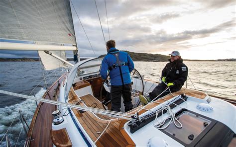 How To Sea Trial A Boat Professional Boat Testers Share Their Top Tips