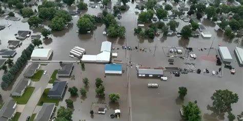 Flooding Midwest Flooding Collapses Rail Bridge Forces Evacuations