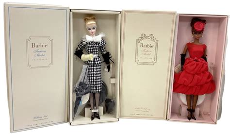 Lot Bfmc W Genuine Silkstone Barbies Including Walking Suit