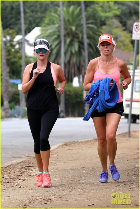 Hot Sexy Mamrie Hart Bikini Pics