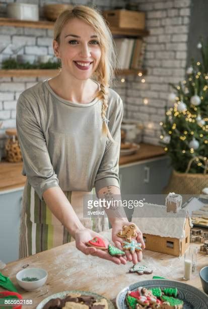 Gingerbread Man Poses Photos And Premium High Res Pictures Getty Images