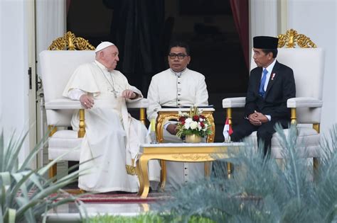 Kapolri Jadikan Pidato Paus Fransiskus Semangat Toleransi Beragama