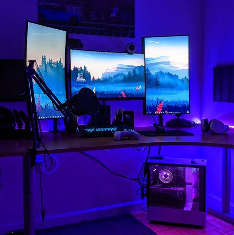 New 3x Curved Monitor Setup : r/gaming