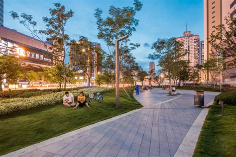 Transformation Of A High Density Urban Street Corner Park Shenzhen China