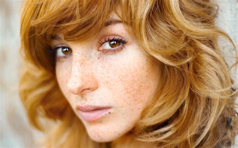 Vica Kerekes Redhead Actress Hands Monochrome Women Face Looking