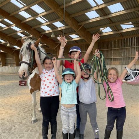 Le Centre Equestre de By dans l Isère se labellise EquuRES Bien Être