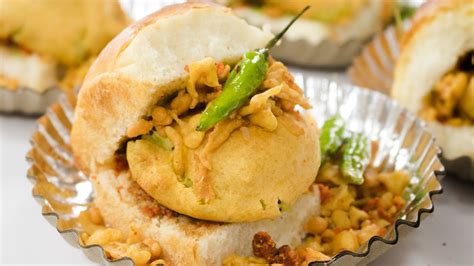 Vada Pav Recipe How To Make Mumbai Street Style Batata Wada Pav At