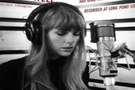 Taylor Swift Ciptakan Lagu Terinspirasi Dari Sang Mantan Entertainment