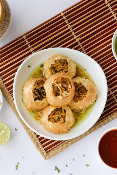 33 Popular Indian Street Foods Everyone Should Try Insanely Good