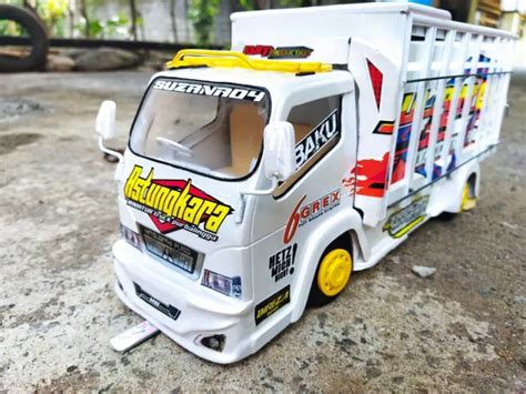 MINIATUR TRUK OLENG KAYU WARNA PUTIH FULL LAMPU BONUS TERPAL Lazada