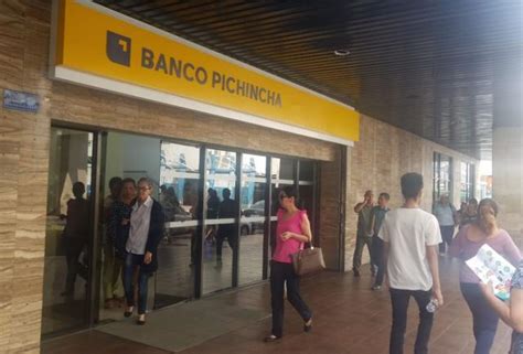 Bancos la atención en ventanilla será en horario diferido en feriado