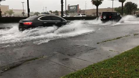 Video And Photos Capture Street Flooding In New Orleans