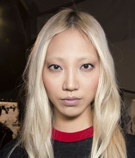 The Unexpected Hair Colour That Suits Everyone Blonde Asian Hair Platinum Blonde Hair