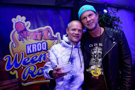 Flea Reveals He Chad Smith Surprisingly Dont Hang Out Often