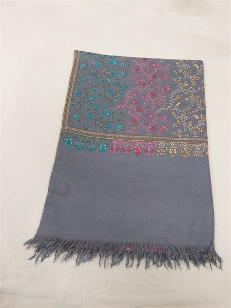 X Sozni Jaaldar Hand Embroidered Pashmina Stole Etsy