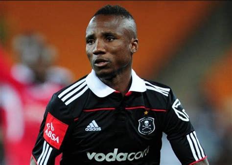 Teko Modise unimpressed by current Orlando Pirates squad - Sportnow