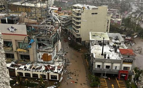 Hurac N Otis Deja Da Ada El De La Zona Hotelera En Acapulco