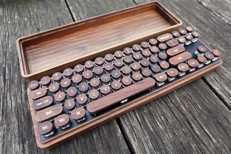 Crolander Produk Keyboard Pc Dari Kayu Inilah