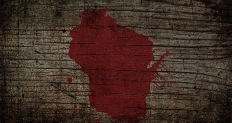 10 Scariest Haunted Houses In Wisconsin