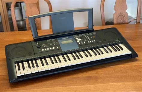 Yamaha Keyboard PSR E333 inkl Ständer Kaufen auf Ricardo