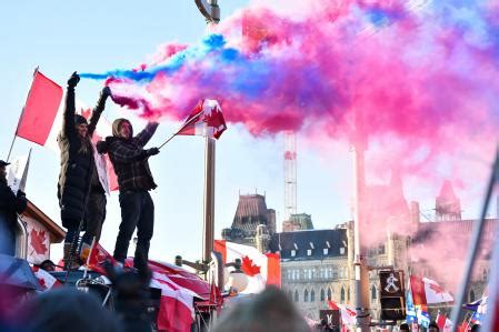 Ottawa Declara El Estado De Emergencia Por Las Protestas Contra Las