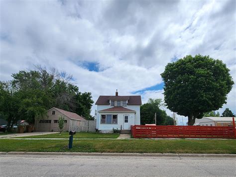 302 4th St N Albert City Ia 50510 Zillow