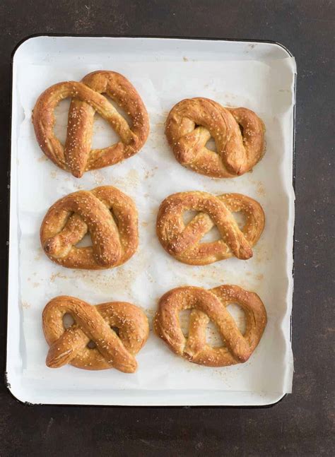 Big Soft Pretzels Recipe Easy Homemade Soft Pretzels