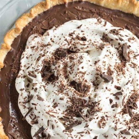 Homemade Dark Chocolate Pudding Pie Recipe